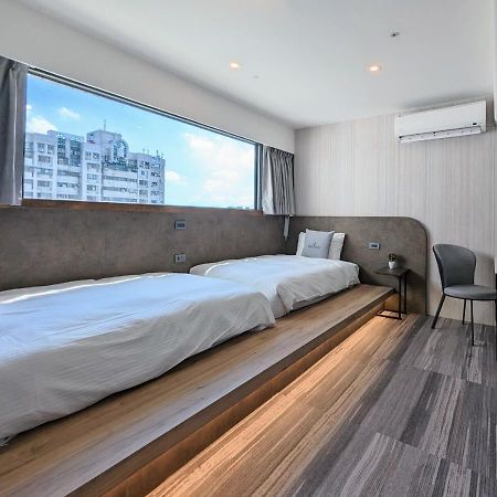 K Hotel - Yizhong Taichung Exterior foto